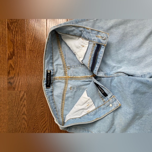 Jean boyfriend - Picture 2 of 4